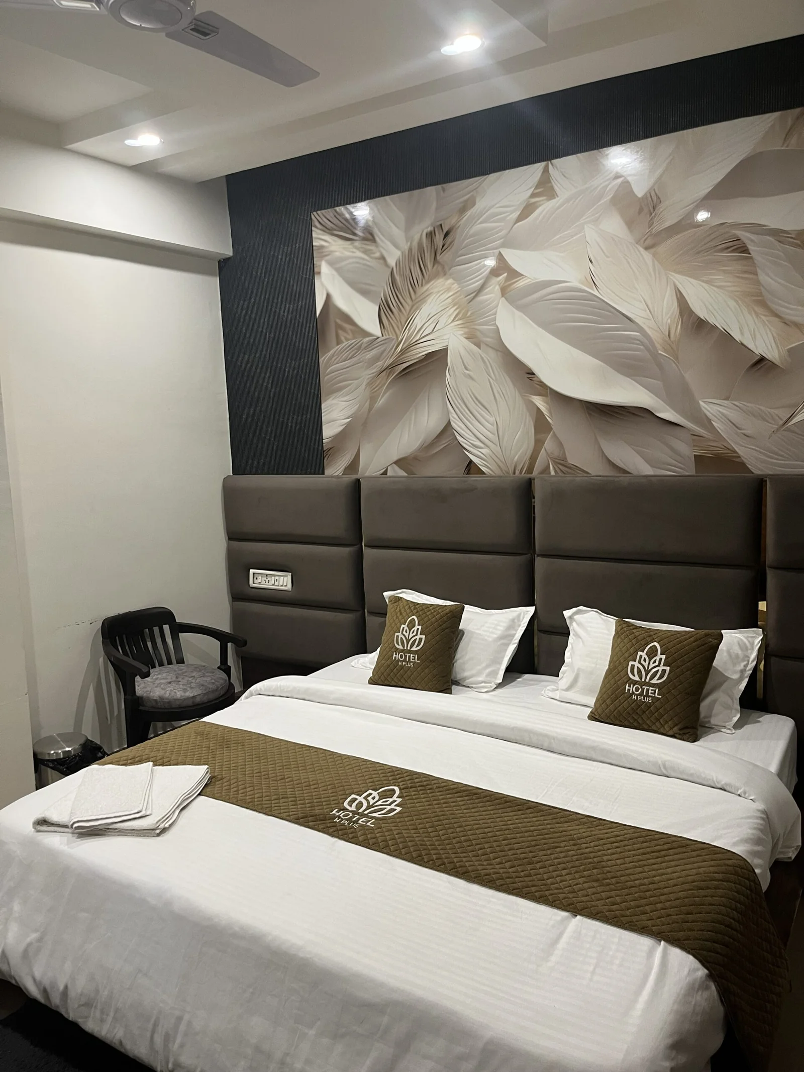 Super Deluxe Room